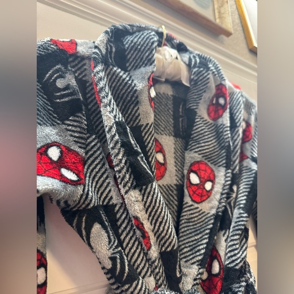 Gray Fleece Spider-Man Boys Robe, sz lg - Picture 2 of 4